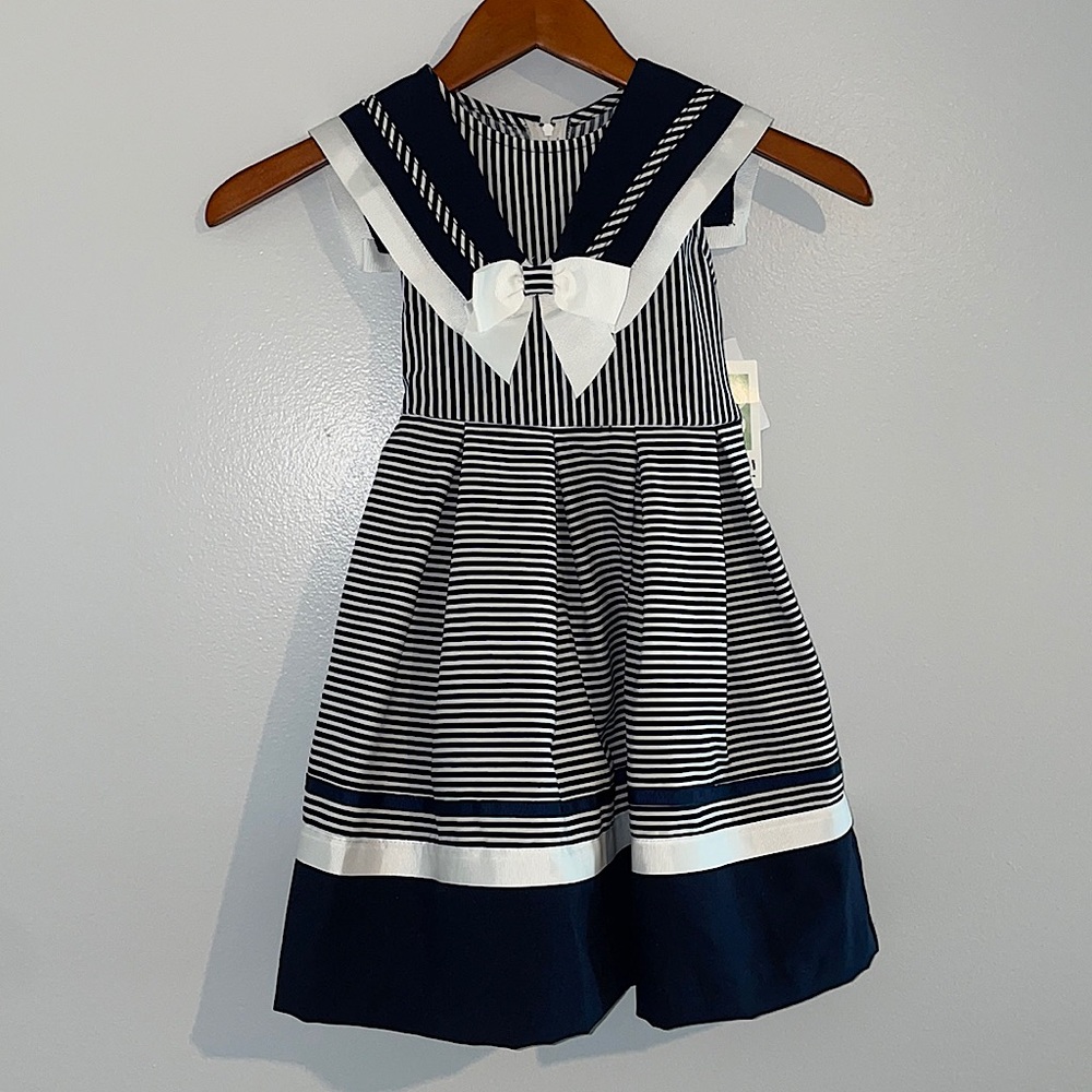 NWT Girls Size 5 Dress